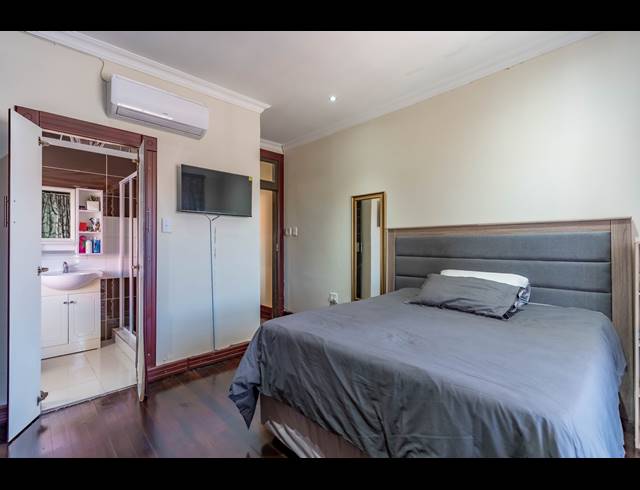 3 BEDROOM APARTMENT FOR SALE IN MUSGRAVE